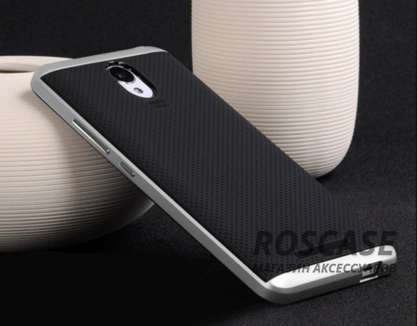 Чехол iPaky TPU+PC для Xiaomi Redmi Note 2 / Redmi Note 2 Prime (Черный / Серебряный) Чехол iPaky TPU+PC для Xiaomi Redmi Note 2 / Redmi Note 2 Prime (Черный / Серебряный)Описание:компания-разработчик: iPaky;совместимость с устройством модели: Xiaomi Redmi Note 2 / Redmi Note 2 Prime;материал изделия: термопластический полиуретан, поликарбонат;конфигурация: накладка-бампер.Особенности:элегантный дизайн;высокий класс прочности и износоустойчивости;легко и надежно фиксируется на смартфоне;имеет все необходимые функциональные вырезы.<br><br>Тип: Чехол<br>Бренд: Epik<br>Материал: TPU