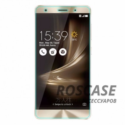 Защитное стекло Ultra Tempered Glass 0.33mm (H+) для Asus Zenfone 3 Deluxe (ZS570KL) (в упаковке) Защитное стекло Ultra Tempered Glass 0.33mm (H+) для Asus Zenfone 3 Deluxe (ZS570KL) (в упаковке)Описание:совместимо с устройством Asus Zenfone 3 Deluxe (ZS570KL);материал: закаленное стекло;тип: защитное стекло на экран. Особенности:закругленные грани стекла обеспечивают лучшую фиксацию на экране;стекло очень тонкое - 0,33 мм;отзыв сенсорных кнопок сохраняется;стекло не искажает картинку, так как абсолютно прозрачное;выдерживает удары и защищает от царапин;размеры и вырезы стекла соответствуют особенностям дисплея.<br><br>Тип: Защитное стекло<br>Бренд: Epik