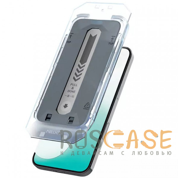 Изображение Черный Nillkin Privacy | Защитное стекло Антишпион с системой автонаклеивания для iPhone 17