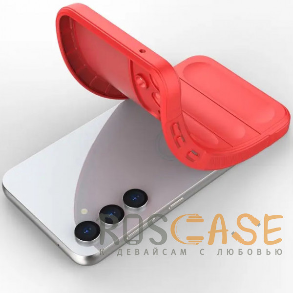 Фотография Красный Flex Silicone | Противоударный чехол для Samsung Galaxy S23 FE с защитой камеры и микрофиброй