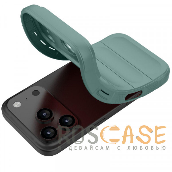 Фотография Зеленый Flex Silicone | Противоударный чехол для iPhone 17 Pro с защитой камеры и микрофиброй