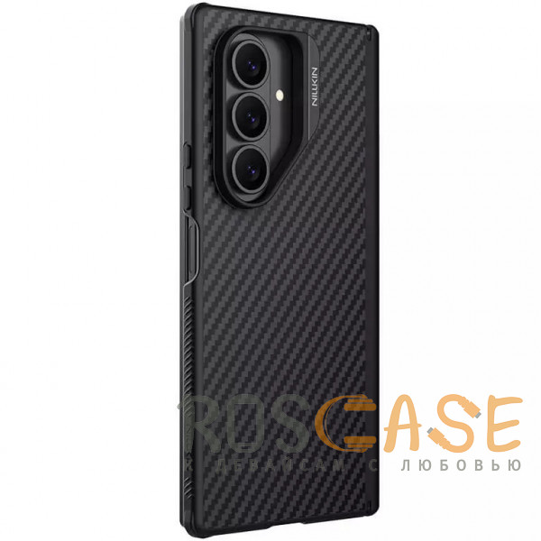 Фотография Черный Nillkin Synthetic Fiber Magnetic | Чехол с карбоновой текстурой для Samsung Galaxy Z Fold 7 с поддержкой Magsafe