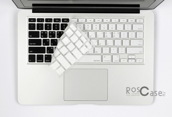 Фото силиконовой накладки Befine на клавиатуру для Apple MacBook Air 13 / 15 retina - цвет белый