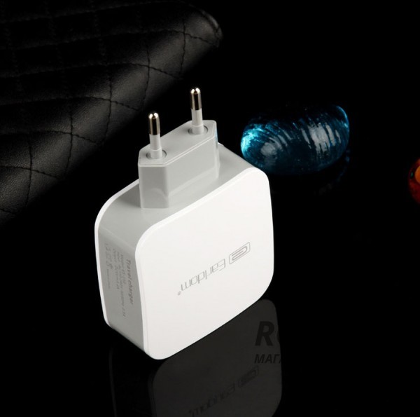 Изображение Белый #Сетевое зарядное устройство c тремя USB-портами Earldom 3.4A
