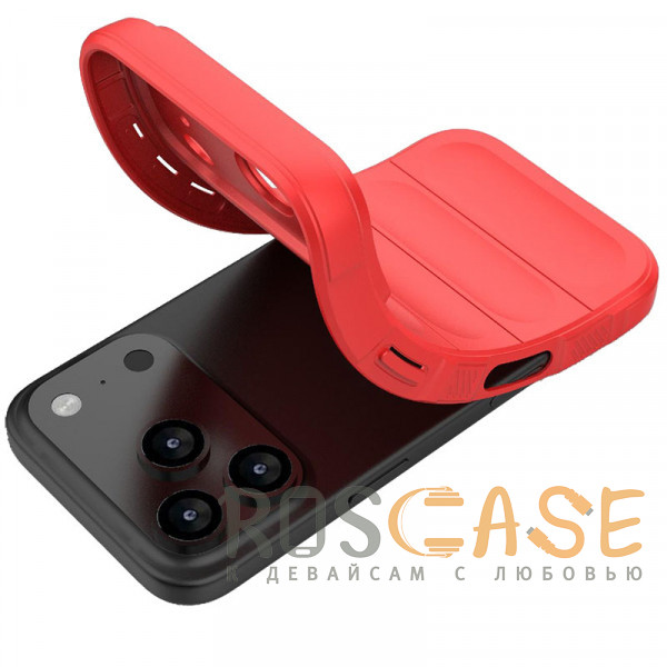 Фотография Красный Flex Silicone | Противоударный чехол для iPhone 17 Pro с защитой камеры и микрофиброй